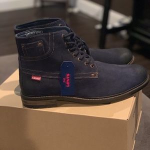 Levi Jeans // Distressed Blue Boots